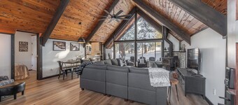 Tahoe Donner Oasis - On the Golf Course!