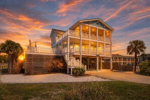 Exterior - Discover beachfront bliss at Starboard Side, Oak Island's spacious 4-bedroom retreat. (Oak Island)