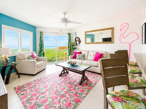 Flamingo Flats Ocean Pointe 5306 2BR/2BA