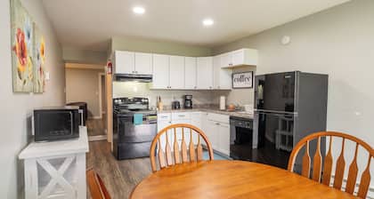 Beautiful Apartments in Thorsen Road Maine