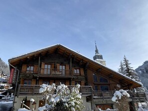 Exterior - 1st floor, balcony, parking, tv, 90m², Arêches-Beaufort (Beaufort)