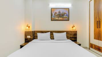 2 bedrooms, WiFi, bed sheets