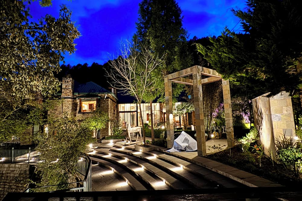 Brij Atmanya, Bhowali | A Luxury Mountain Escape