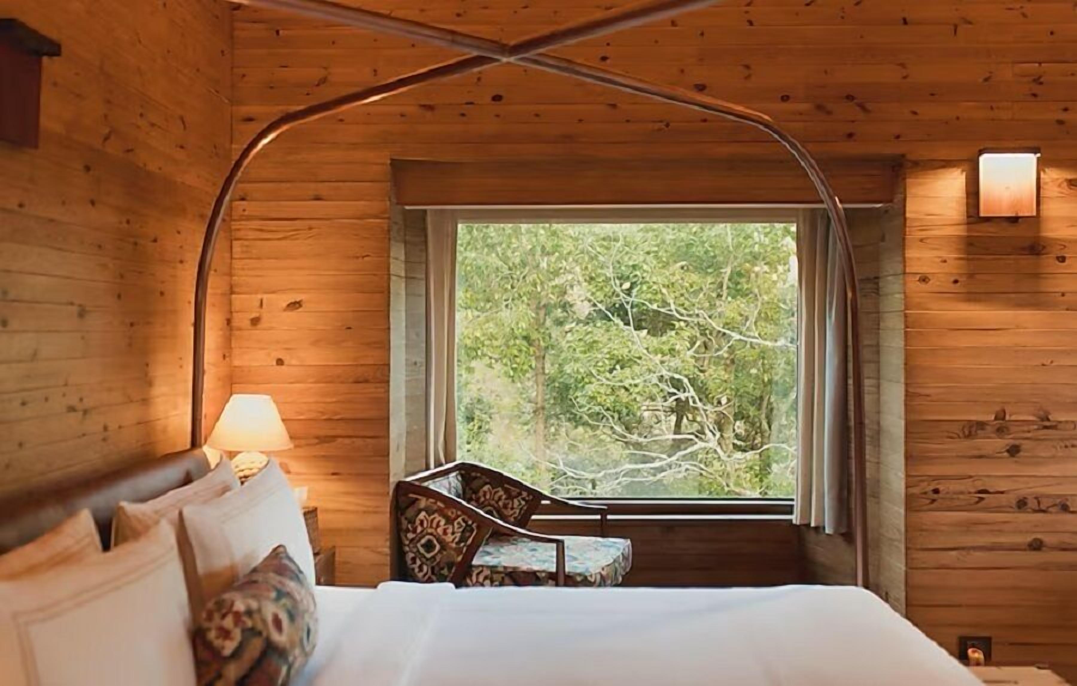 Hochwertige Bettwaren, Daunenbettdecken, Minibar, Zimmersafe