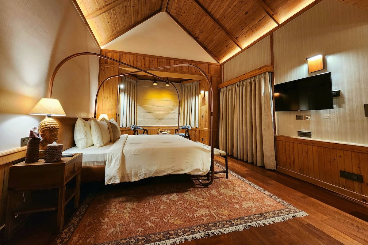 Executive Double Room, Garden View, Garden Area | 1 bedroom, premium bedding, down duvets, minibar