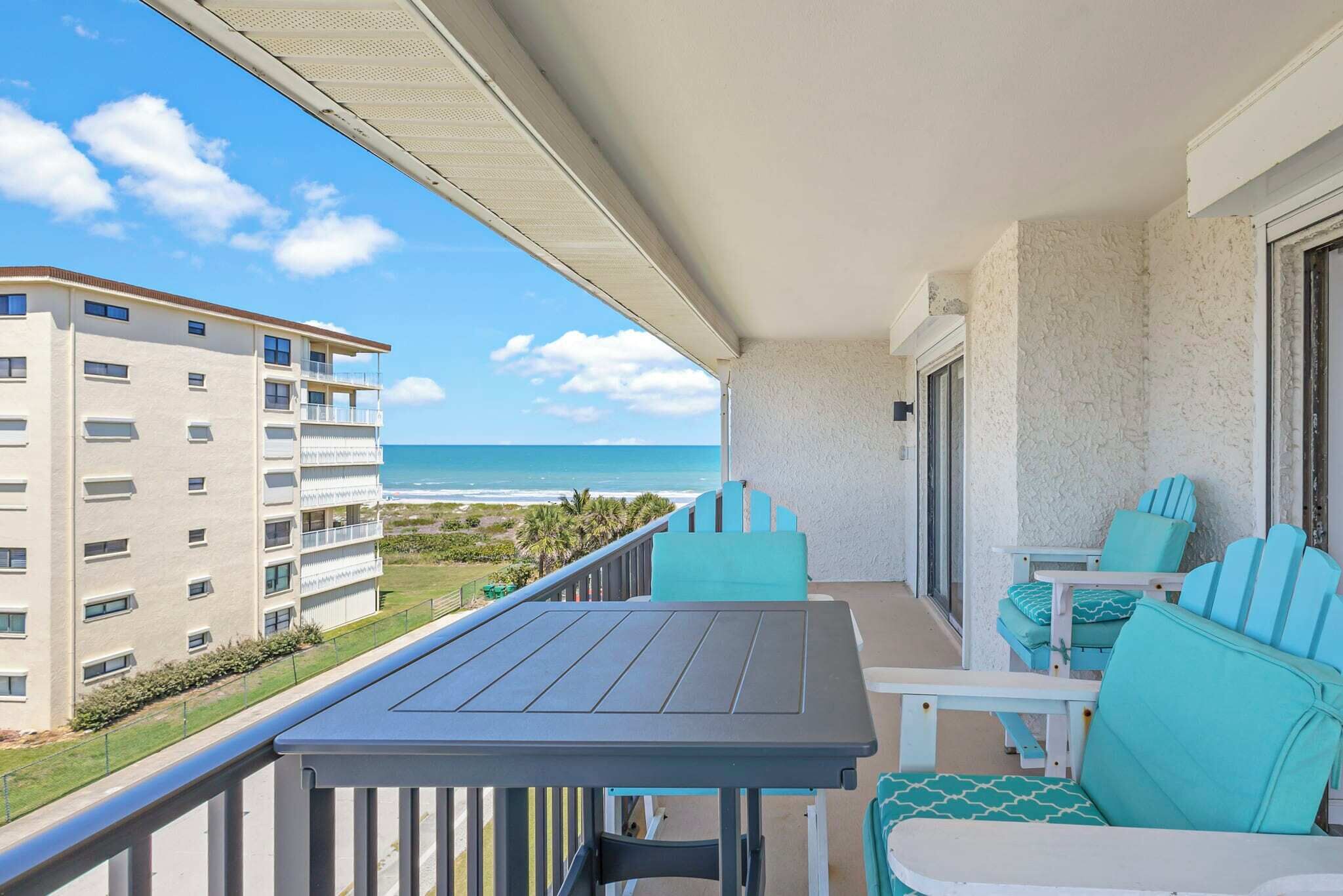2 bed/2bath Oceanview Condo-The Wellington