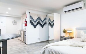 2 Schlafzimmer, Schreibtisch, WLAN, Bettwäsche