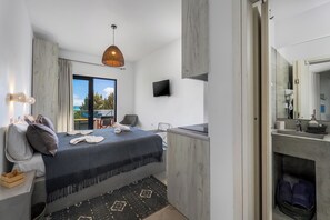 1 chambre, fer et planche à repasser, Wi-Fi gratuit, draps fournis