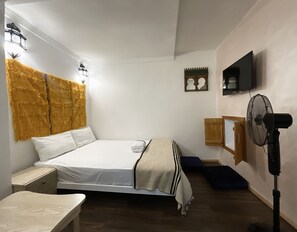 1 bedroom, free WiFi, bed sheets