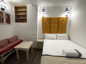 1 bedroom, free WiFi, bed sheets