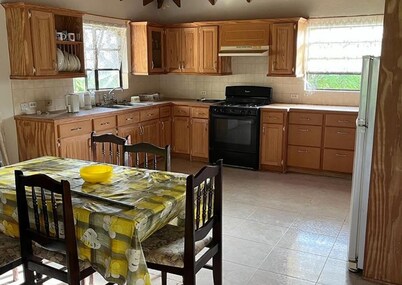 Beautiful 2-bed House in St George