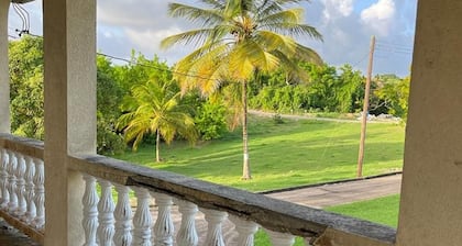 Beautiful 2-bed House in St George