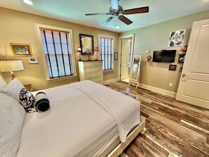 4 chambres, fer et planche à repasser, Wi-Fi gratuit, draps fournis