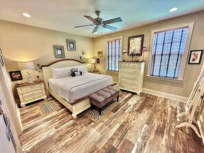 4 chambres, fer et planche à repasser, Wi-Fi gratuit, draps fournis