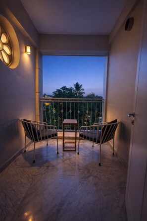 إطلالة من الشرفة