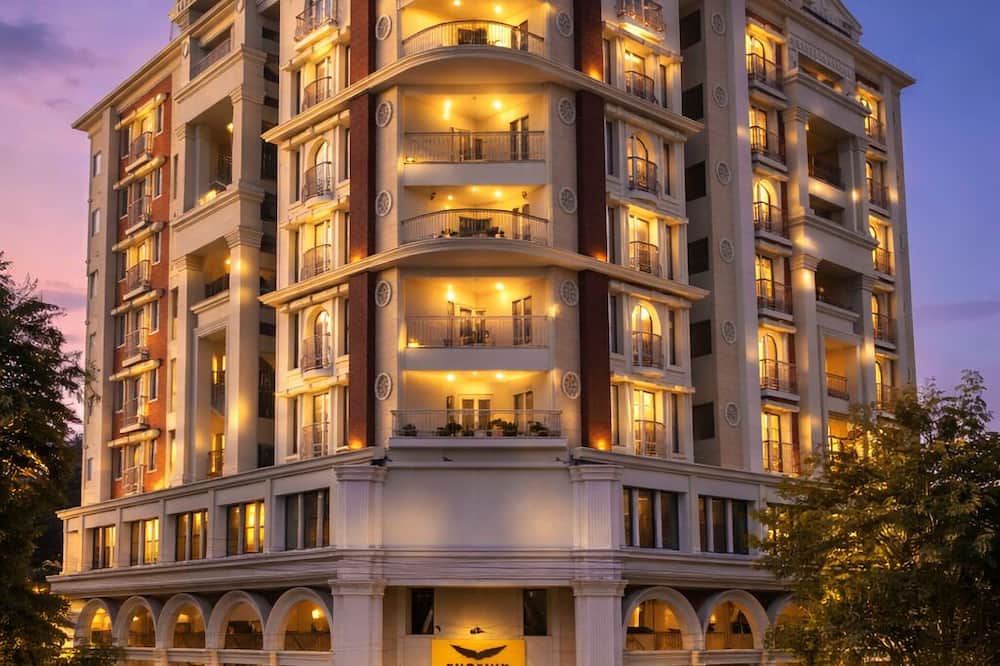 Phoenix Unmatched Comfort - Hotel Near Fateh Sagar Lake Udaipur