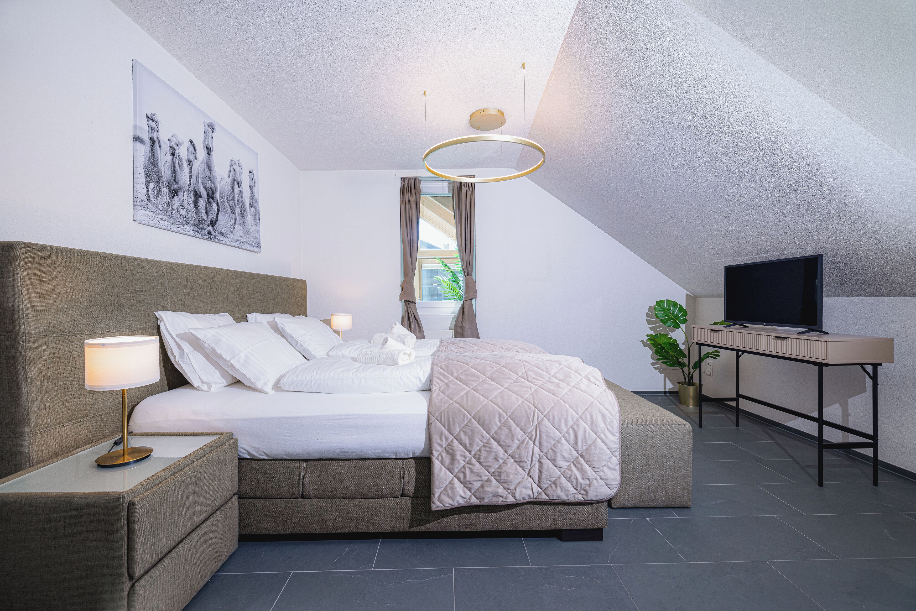 2 dormitorios, colchones Select Comfort, escritorio