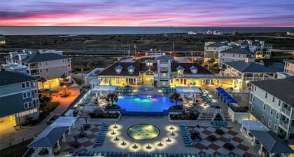 Blue Vista -Top Floor- Fully Custom-Beach Front-Dune Walkover!