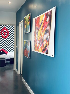 3 makuuhuonetta, työpöytä, silitysrauta/-lauta, ilmainen Wi-Fi