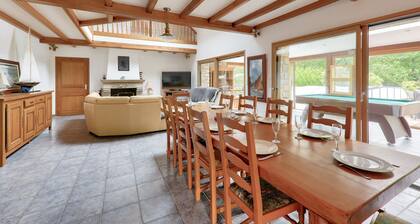 Sarzeau - 12 pers - Piscine couverte et Billard