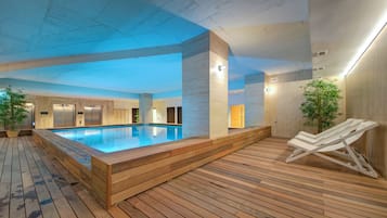 Couples treatment room(s), sauna, steam room, massages