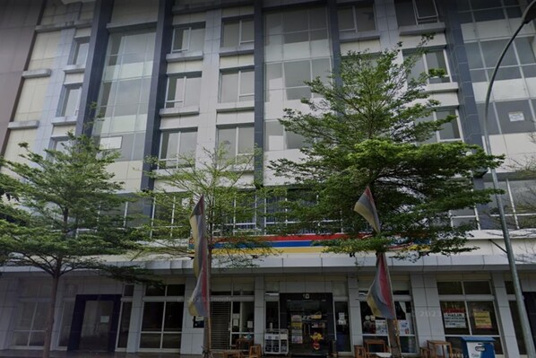 Front of property - SPOT ON 93827 Rumah Kost Harapan Indah (Bekasi)