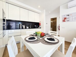 Immagine non classificata, 5 di 36, pulsante