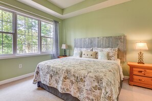 Apartment (2 Bedrooms) | Interior - 3 Mi to Ocean: North Myrtle Beach Condo w/ Balcony (North Myrtle Beach)