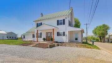 House (3 Bedrooms) | Front of property