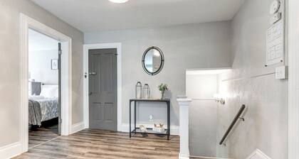 New York Vacation Rental ~ 1 Mi to Niagara Falls!