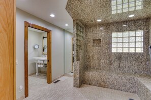 Casa (1 Bedroom) | Interior