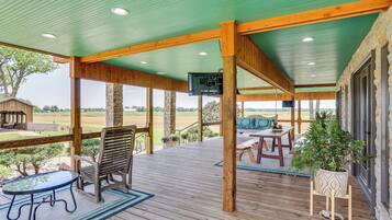 House (1 Bedroom) | Interior