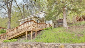 Exterior - Cozy Wisconsin Cabin: Walk to Beach & Boat Ramp! (Bagley)