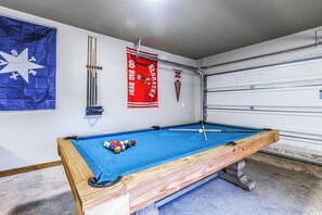 غرفة الألعاب