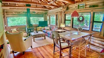 Télévision, cheminée