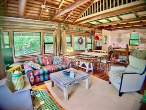 Fernseher, Kamin