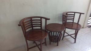 Meja sambut tetamu