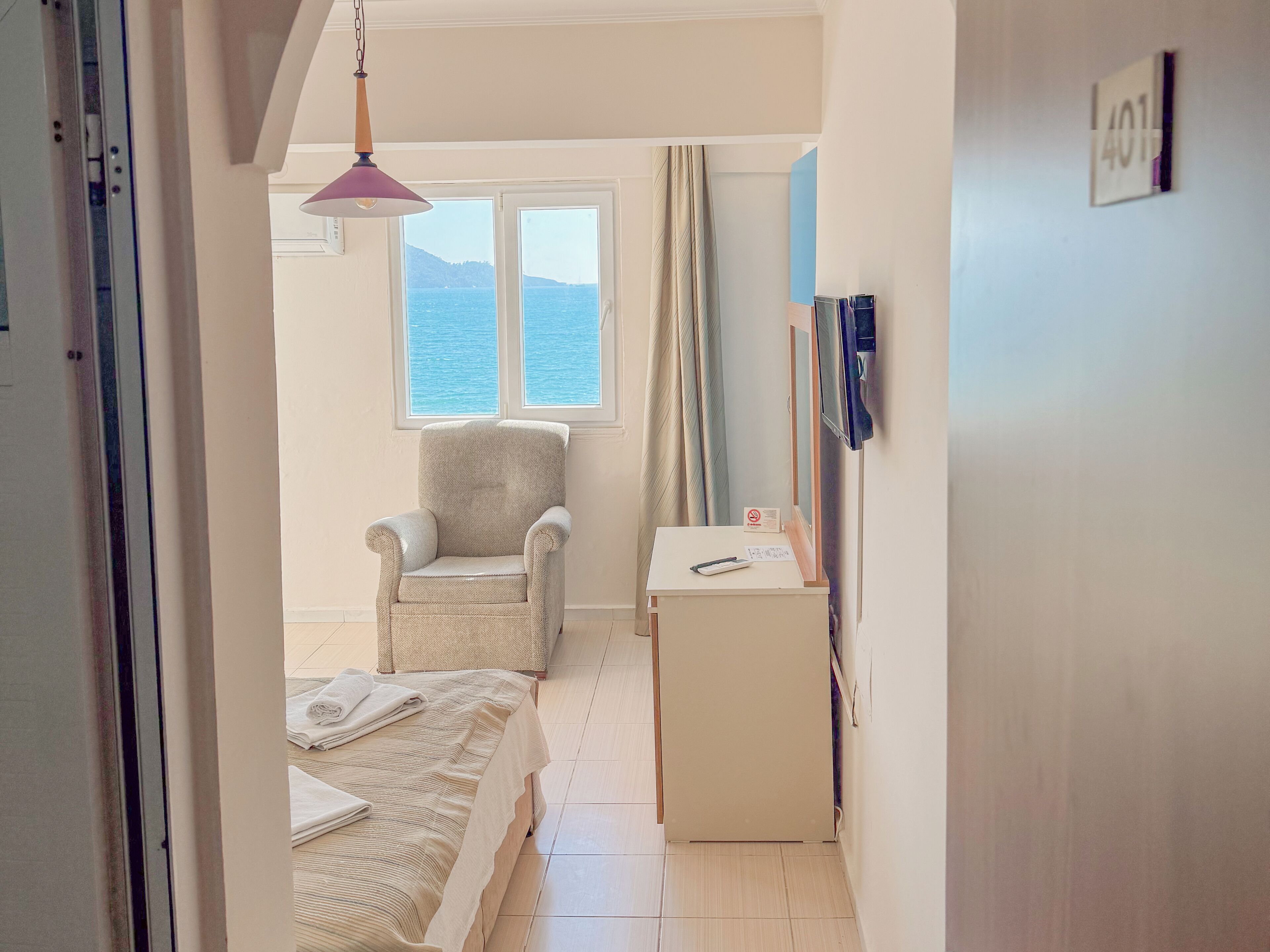 Comfort Double Room, Sea View | Free WiFi, bed sheets