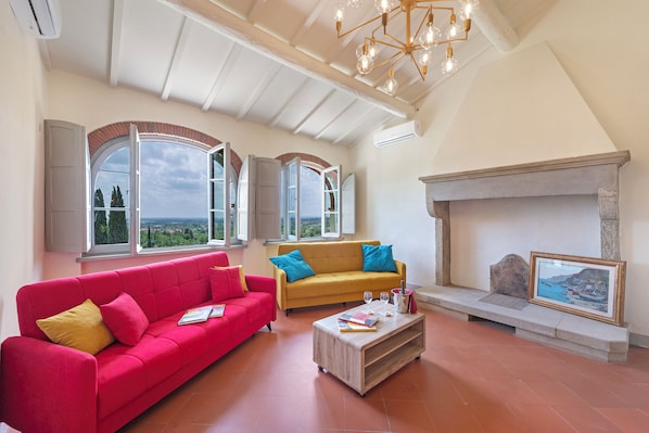 Honeymoon Villa, Multiple Bedrooms, Mountainside (Amazing Villa Chimera Green 10) | Living area | 21-inch flat-screen TV with cable channels, TV - Amazing Villa Chimera Green 10 Pool&Gym (Arezzo)
