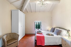 Honeymoon Villa, Multiple Bedrooms, Mountainside (Villa Chimera Green 10 with Pool &) | 5 bedrooms, iron/ironing board, free WiFi, bed sheets