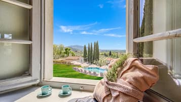 Vila lua de mel, vários quartos, ao lado da montanha (Villa Chimera Green 10 with Pool &) | Parte interna