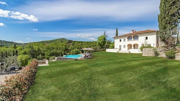 Honeymoon Villa, Multiple Bedrooms, Mountainside (Villa Chimera Green 10 with Pool &) | Exterior