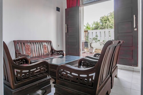 Hotel O Guest House Pahlawan Syariah