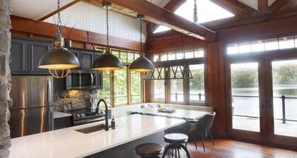 Log cabin | Lakeside | Le Oly