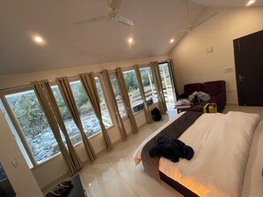 Habitación Deluxe doble | Wifi gratis y ropa de cama