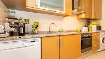 Fridge, microwave, oven, dishwasher