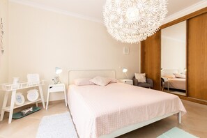 3 chambres, fer et planche Ă repasser, accĂšs au Wi-Fi (inclus)
