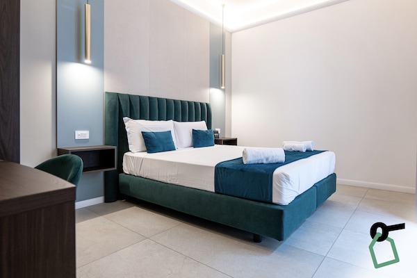 Deluxe Double or Twin Room | 1 bedroom, premium bedding, down comforters, in-room safe