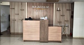 Reception - OYO 93906 Kingdom Property (Cikarang)