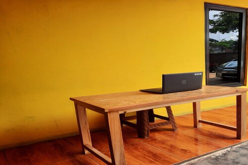 Hotel O Angel Guest House